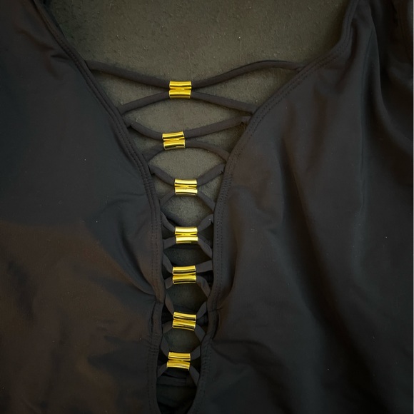 Bleu Rod Beatte Women Onepiece Swimsuit Black and Gold plus Size 22 - Picture 3 of 4